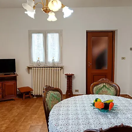 Casa Revignano, Nostalgica Oasi Dei Nonni 3*