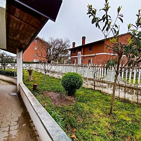 Casa Revignano, Nostalgica Oasi Dei Nonni 3* La Loggia
