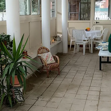 Casa Revignano, Nostalgica Oasi Dei Nonni La Loggia