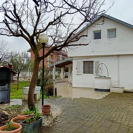 Casa Revignano, Nostalgica Oasi Dei Nonni ホテル 3*